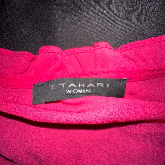 Tahari Woman Fuchsia Blouse – Size 3XL – Short Sleeves & Button Front - Picture 2 of 7